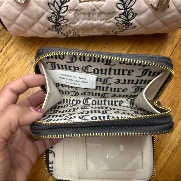 Juicy Couture Pink Barrel Purse And Wallet Handbag Shoulder Bag - Picture 4 of 4